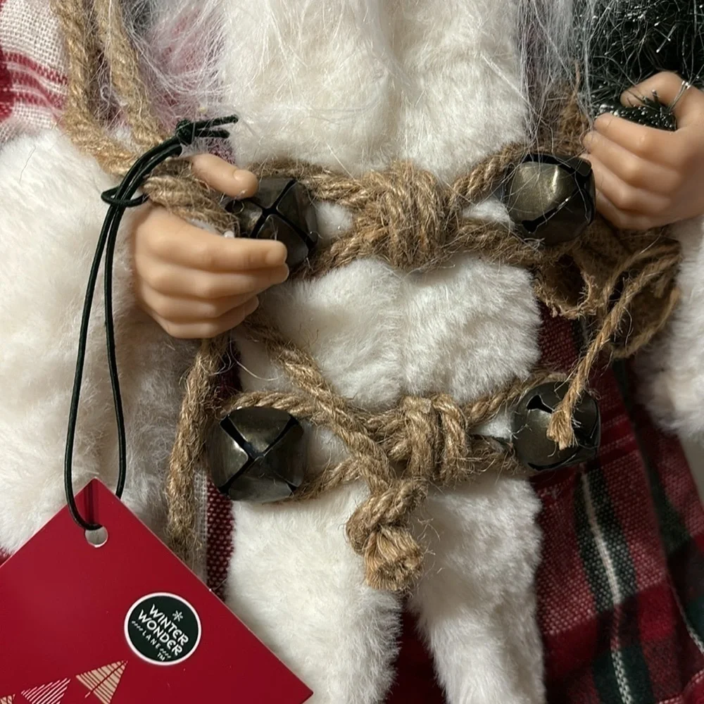 NWT WINTER WONDER LANE FAUX FUR PLAID SANTA WITH BOTTLE BRUSH TREE & BURLAP SACK